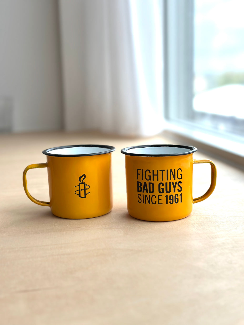 Amnesty retro emaljekrus